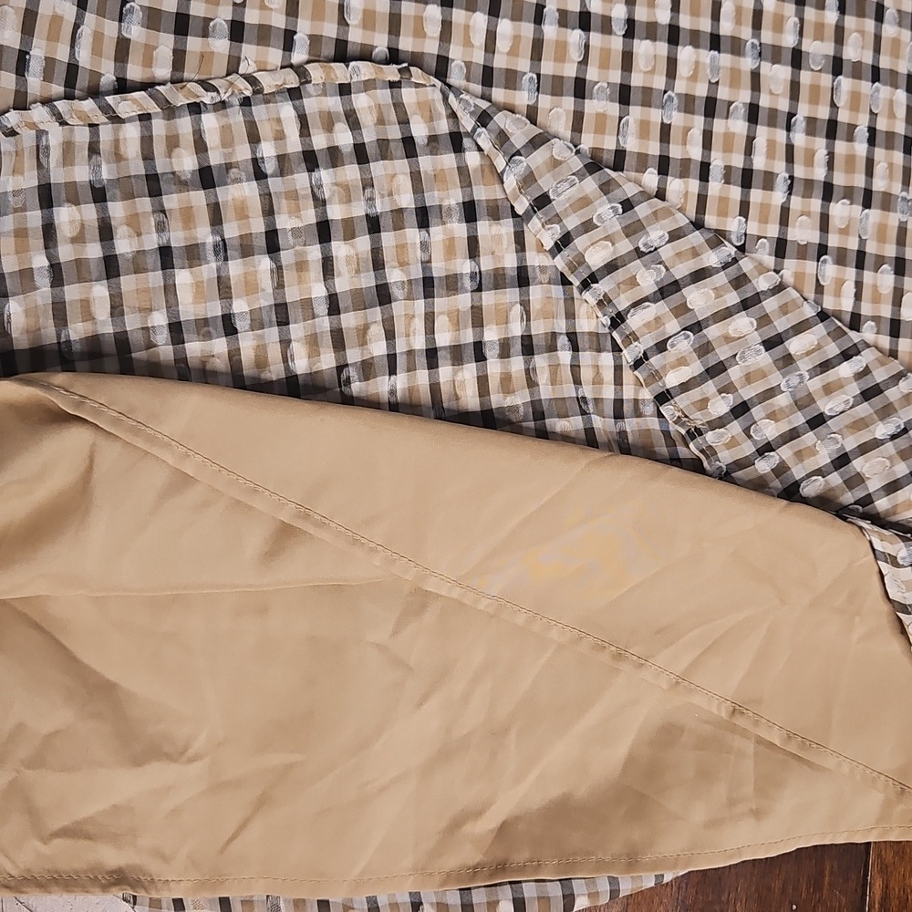 Ann Klein Plaid Popover With Side Slits In Bisqueware Light Coffee Combo - Picture 10 of 12